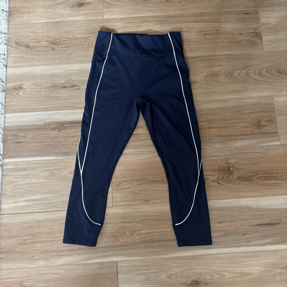 Fabletics Leggings in Dark Blue with White Accents